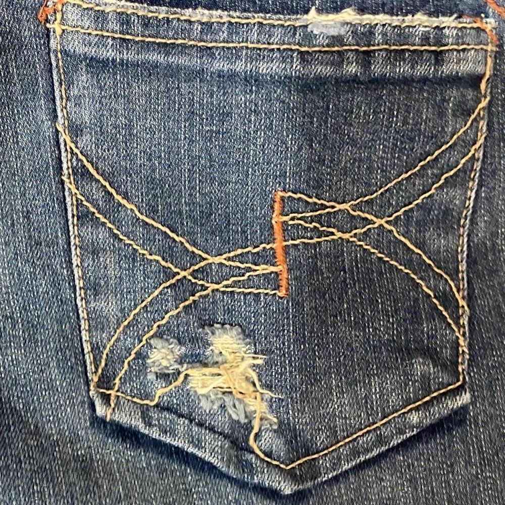 Button Fly Distressed Large Cuff Cropped Jeans - Picture 5 of 7